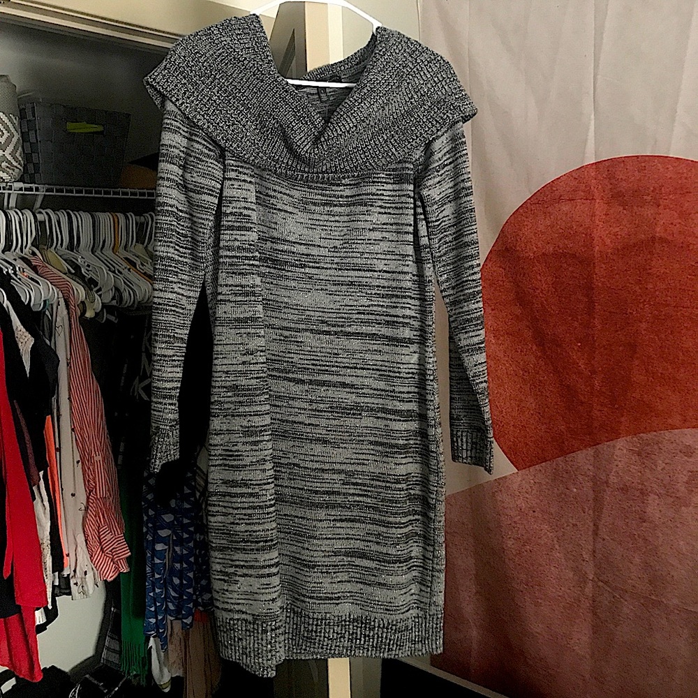 White House BlackMarket NEW WITH TAGS SIZE LARGE SWEATER DRESS W/ COWL NECK